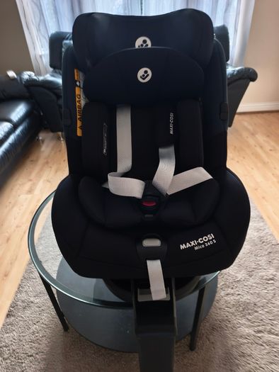 Maxi cosi 360 isofix