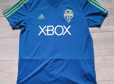 Boys Adidas top age 13 - 15