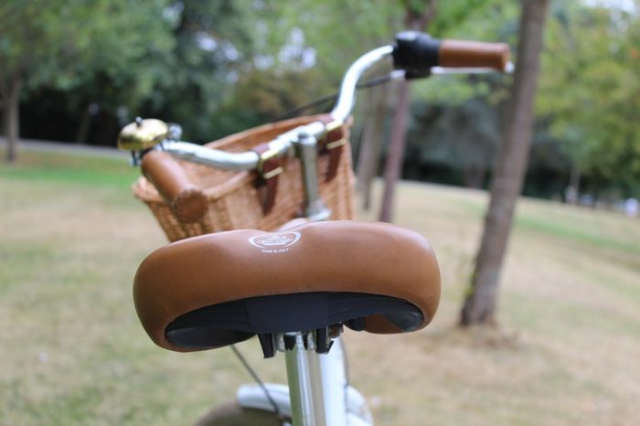 White Vintage Ladies Bike Kenzel Malena 3 Speed Internal Gears Wicker Basket