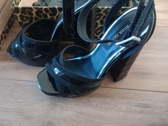 Brand New River Island Black Platform Sandals Size UK 36
