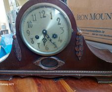 Antique Mantlepiece Clock, would make a great restoration project for someone in the know how, presently not working