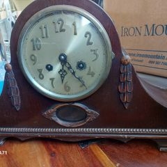 Antique Mantlepiece Clock, would make a great restoration project for someone in the know how, presently not working