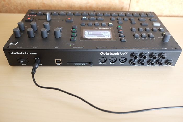 Elektron Octatrack MKII sampler
