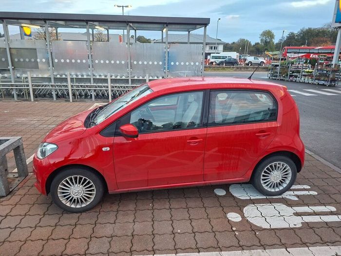 Volkswagen up! 2015