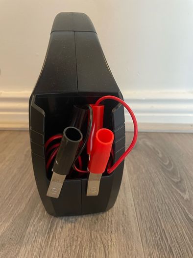 Halfords Automatic 12V Battery Charger
