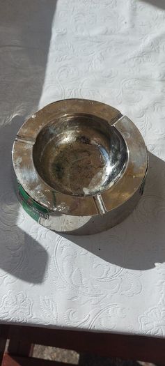 Heineken metal ashtray ,used condition, still nice condition ,buyer collects or pays postage thank you, sold as is,