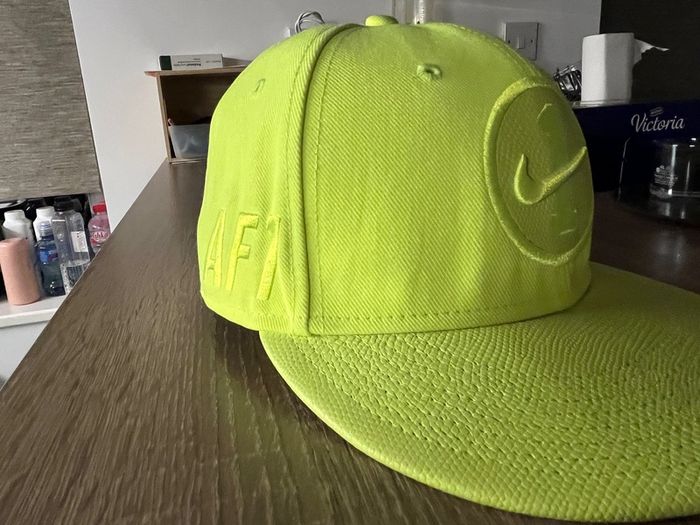 nike cap