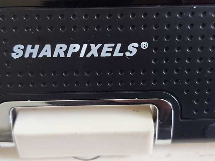 5 Portable DVD Players, all working, but no charges for them, all in very good condition