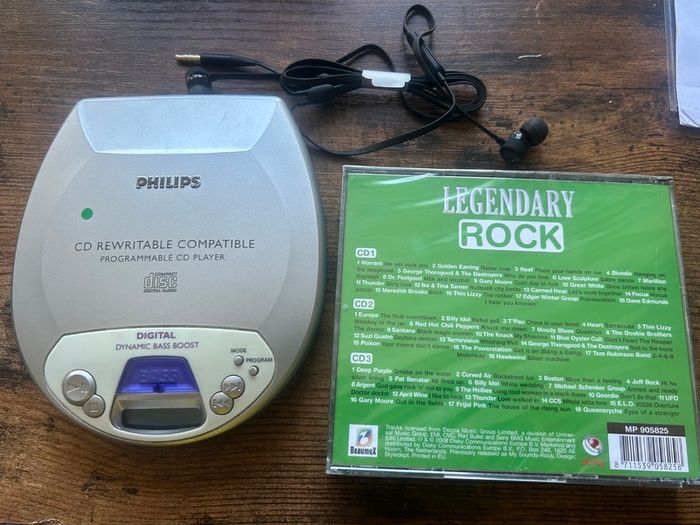 Philips CD player + Legendary Rock CDs