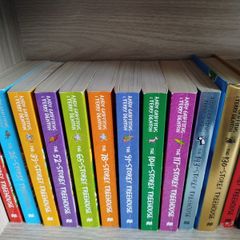 Treehouse story books