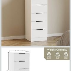 2 narrow chest of drawers