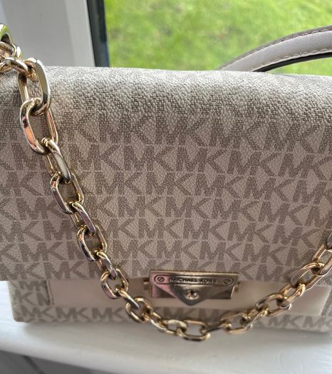 Micheal kors  Cece Medium logo shoulder bag