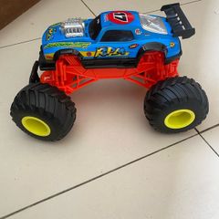 remote control monster truck