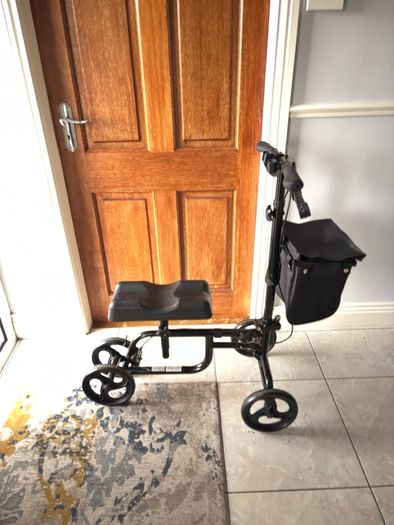 Mobility Knee scooter