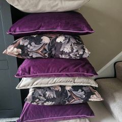 Large cushions 60 x 60