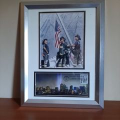 Memorabilia - 9/11 fire fighters print