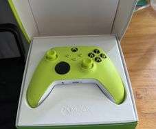 Xbox One Electric Volt
