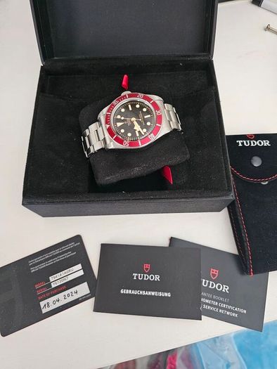 Tudor Black Bay