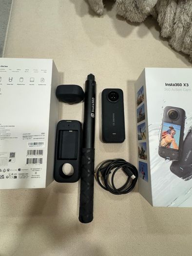 Insta360 X3