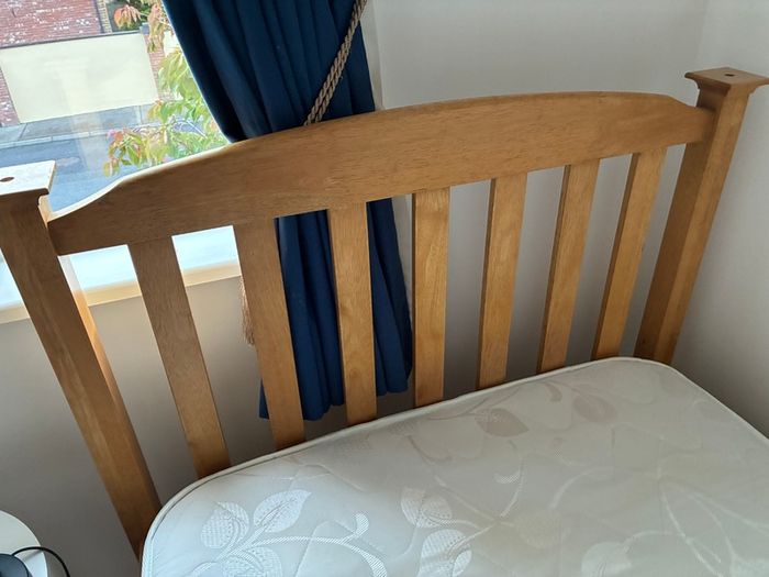Oak single bed