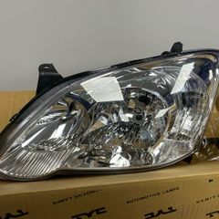 toyota corolla headlights x 2 (L&R)  04-07