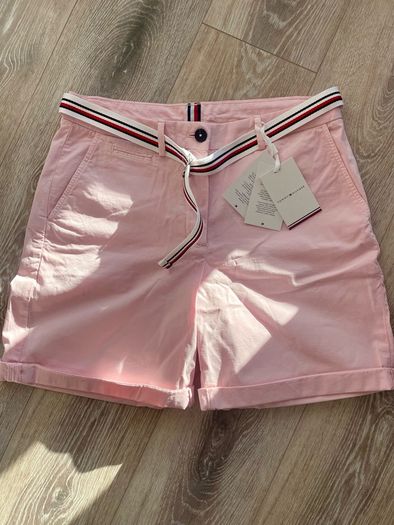 Tommy Hilfiger shorts relax pink chino shorts size Mo