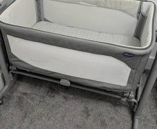 baby cot