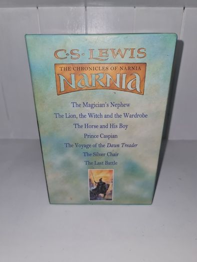 The Chronicles Of Narnia Complete collection