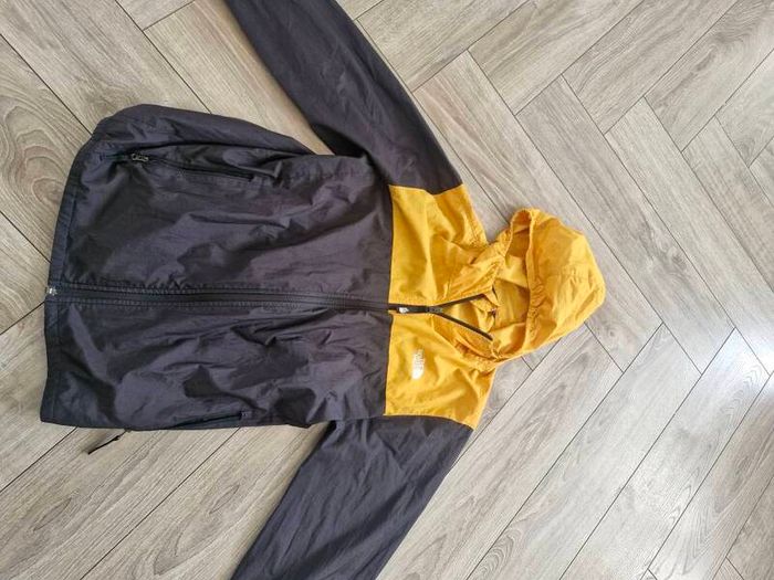 boys nirth face wind breaker (XL boys)