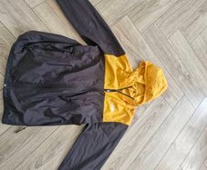 boys nirth face wind breaker (XL boys)