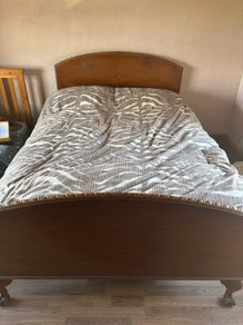 old double bed
