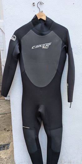 C-Skins mens wetsuit - size MT