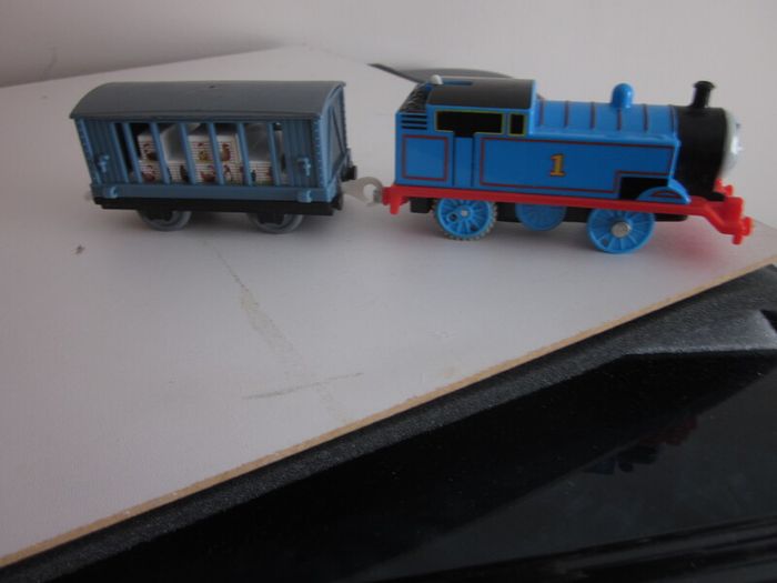 Thomas&Friends  Motorised Train/Tender 2013