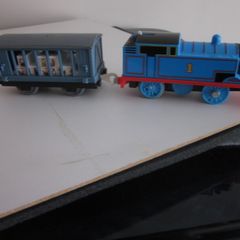 Thomas&Friends  Motorised Train/Tender 2013