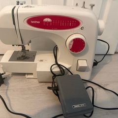 Sewing Machine (Brother)