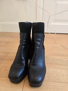 boots - stradivarious size 36 EU