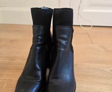 boots - stradivarious size 36 EU