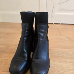 boots - stradivarious size 36 EU