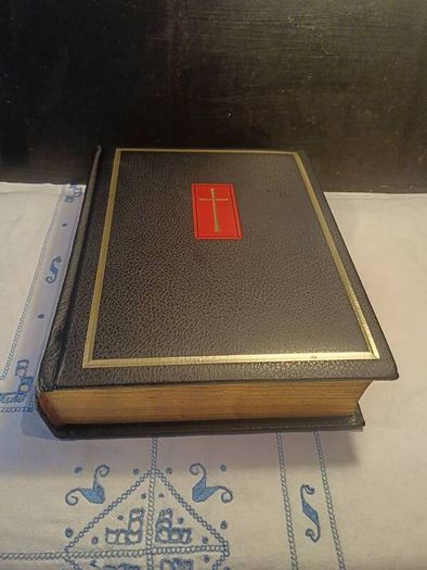 XL The New American Bible