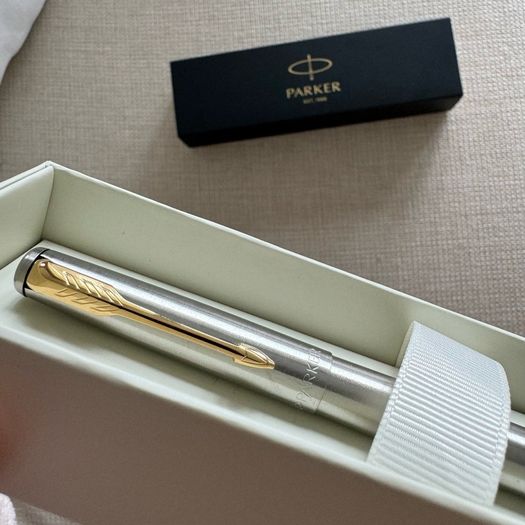 Parker Fountain Pen brand new