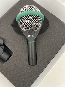 AKG D112 Cardioid Microphone