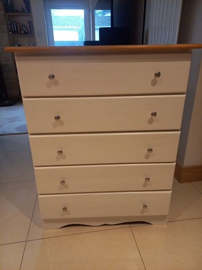 chest of drawers and locker