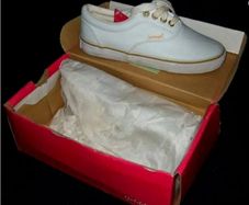 Vintage BNIB 'Golddigga' Shoes Size 2/34