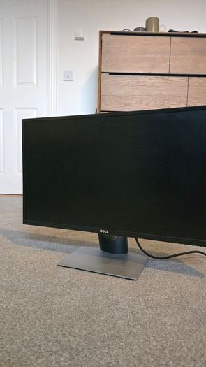 Dell 27 inches
