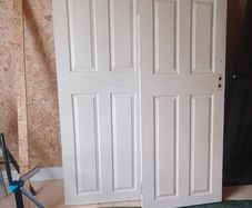 2 internal doors free
