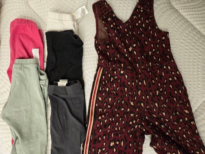 Size 2 Large bundle of girl's clothes. 24 months. Includes shipping
