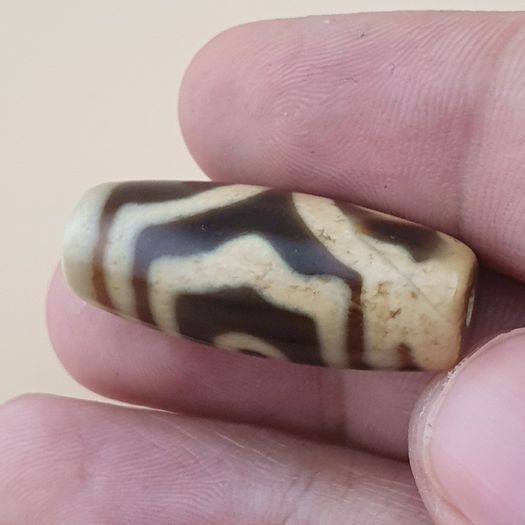 Vintage 3 Eyes Himalayan Tibetan Agate Dzi Bead Amulet