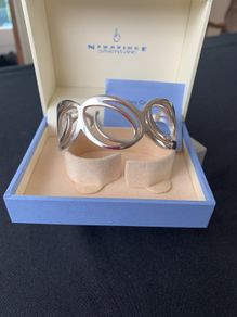 silver NEWBRIDGE bangle