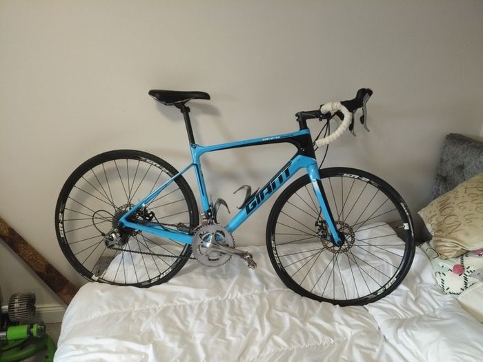 Giant defy advanced- Carbon Frame tiagra trp disc breaks size m