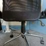 Office chair foldable retractable arm rests mesh back Image 4